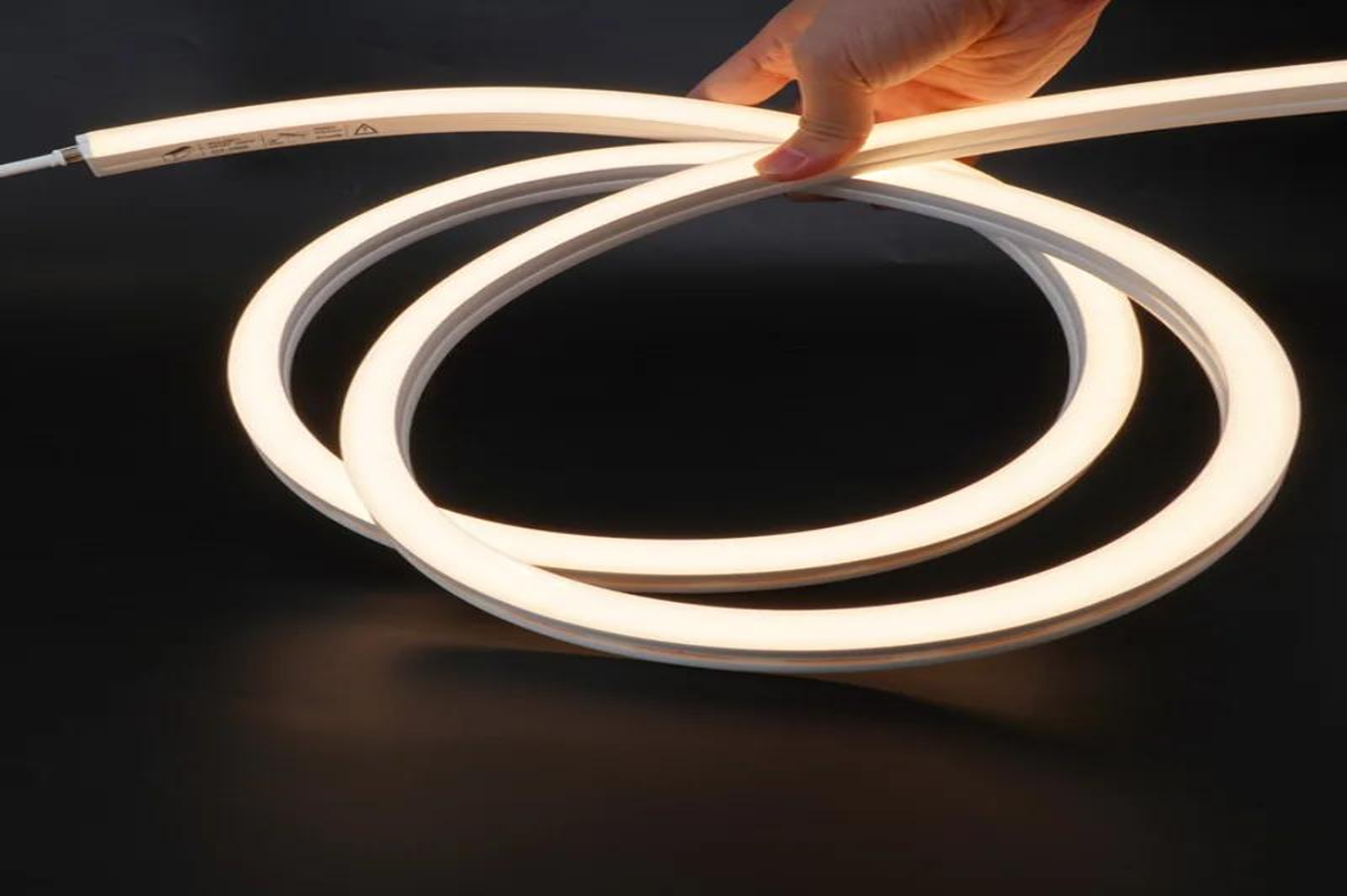led_strip_resized_1537x1023